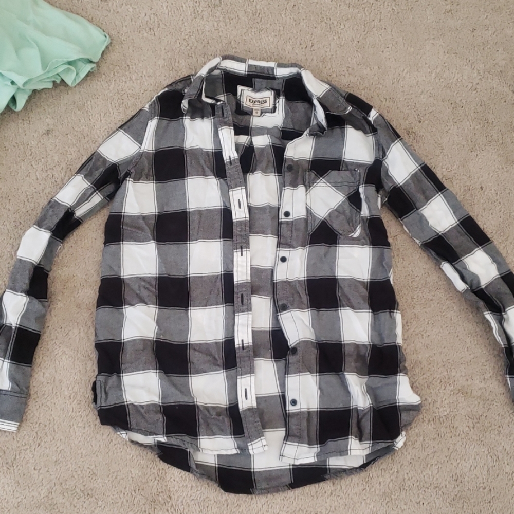 Boyfriend style plaid button up